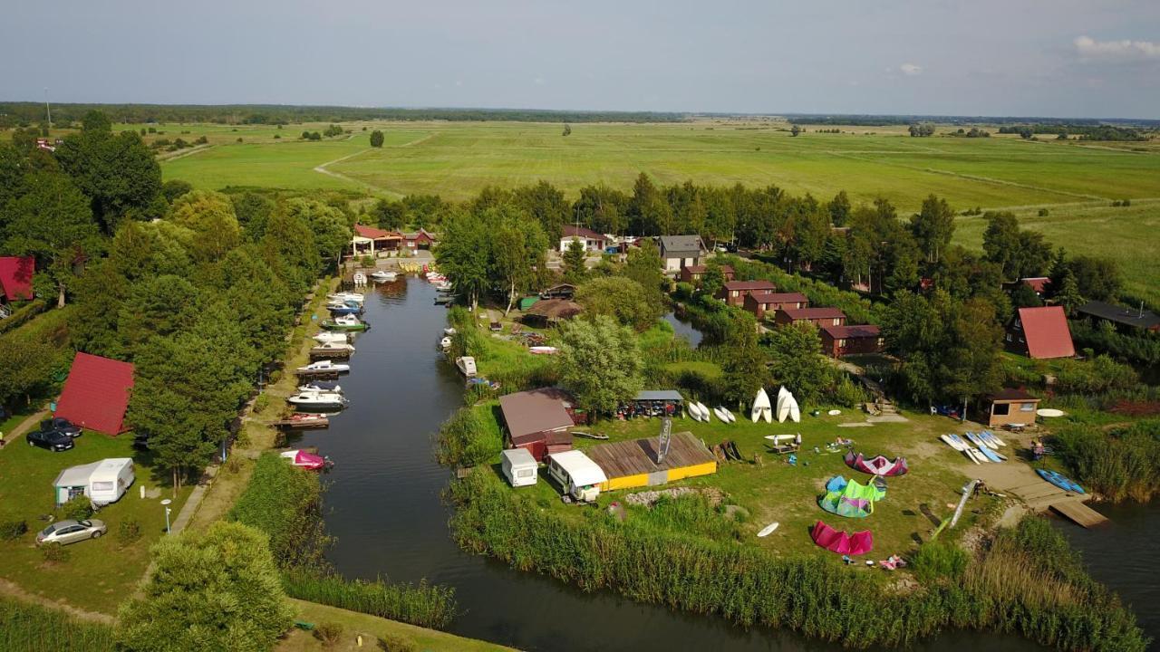 Stanica Wodna Hotel Дзвиржино Екстериор снимка