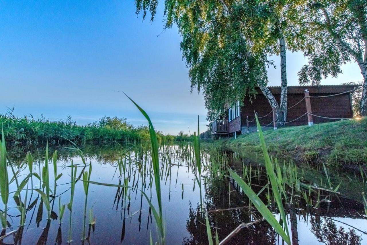 Stanica Wodna Hotel Дзвиржино Екстериор снимка